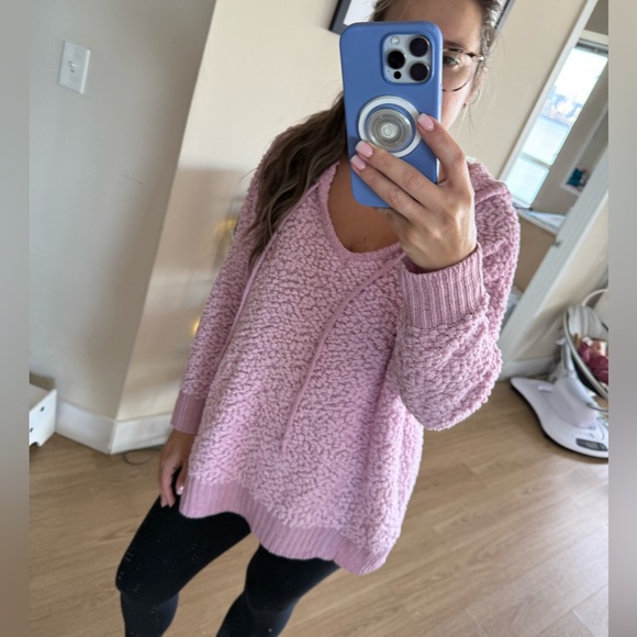 EUC Miracle Popcorn Lavender Hoodie M/L - Picture 1 of 6